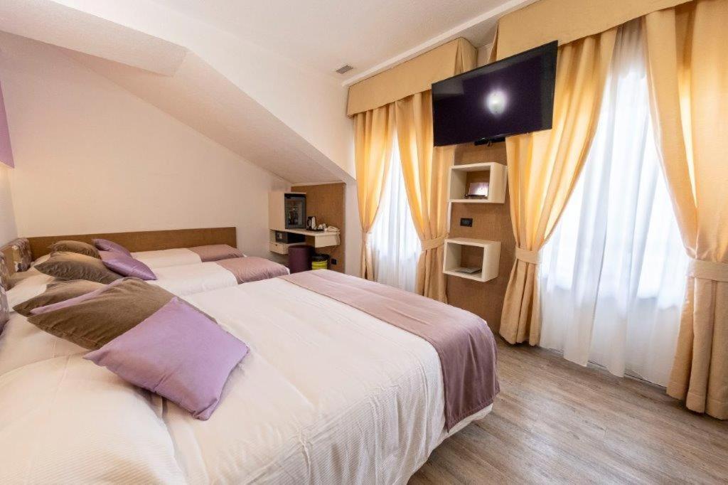 Hotel Le Palme (Adults Only) Dormelletto Luaran gambar